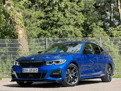 Blau Gebraucht 2019 BMW 330e M Sport Limousine | 30.000 € (Etwas zu teuer)