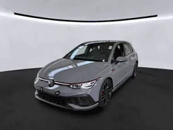 Grau Gebraucht 2022 VW Golf VIII GTI Clubsport Limousine | 32.690 € (Etwas zu teuer)