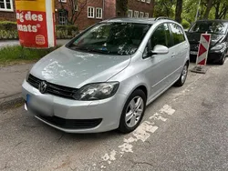 Silber Gebraucht 2010 VW Golf VI Limousine | 4.000 € (Guter Preis)