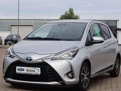 Silber Gebraucht 2020 Toyota Yaris Hybrid Comfort Kleinwagen | 14.814 € (Guter Preis)