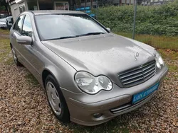 Silber Gebraucht 2006 Mercedes C180 Limousine | 3.999 € (Fairer Preis)