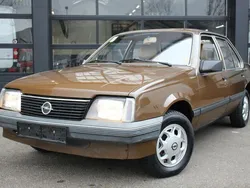 Braun Gebraucht 1983 Opel Ascona S Limousine | 3.350 €