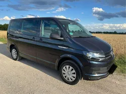 Blau Gebraucht 2017 VW T6 Van | 29.800 € (Teuer)