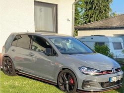 Grau Gebraucht 2019 VW Golf VII GTI Limousine | 29.500 € (Teuer)