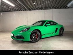 Pythongrün Gebraucht 2021 Porsche Cayman GTS Coupé | 82.890 € (Fairer Preis)