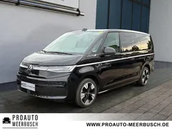 Deep black perleffekt Gebraucht 2023 VW T7 Style Van | 53.500 € (Fairer Preis)