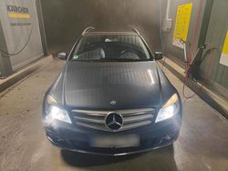 Grau Gebraucht 2009 Mercedes C250 Kombi | 8.000 € (Fairer Preis)