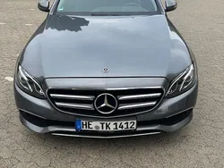 Grau Gebraucht 2019 Mercedes E220 Coupé | 29.400 € (Superpreis)