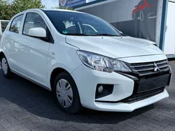 Weiß Gebraucht 2022 Mitsubishi Space Star Basis Limousine | 8.500 € (Superpreis)