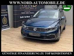 Aquamarinblau metallic Gebraucht 2020 VW Passat GTE Kombi | 20.900 € (Fairer Preis)