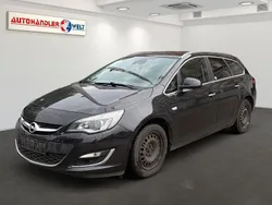 Schwarz Gebraucht 2012 Opel Astra Kombi | 2.799 € (Guter Preis)