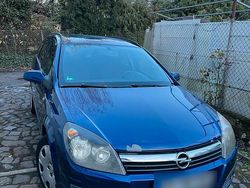 Blau Gebraucht 2007 Opel Astra Limousine | 850 €