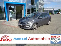 Grau Gebraucht 2014 Hyundai i30 Classic Limousine | 7.800 € (Fairer Preis)