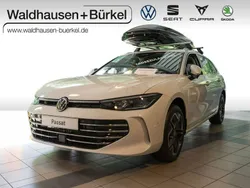 Weiß Neu 2025 VW Passat Elegance Limousine | 49.999 € (Fairer Preis)