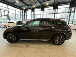 Schwarz Gebraucht 2024 Mercedes GLC200 SUV | 49.500 € (Fairer Preis)