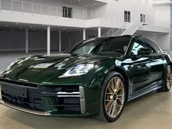 Neu 2025 Porsche Panamera Turbo E-Hybrid Limousine | 188.000 €