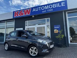 Grau Gebraucht 2022 Hyundai i10 Trend Kleinwagen | 14.990 € (Fairer Preis)