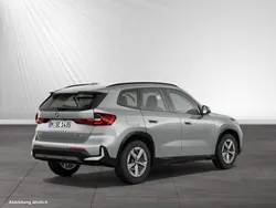 Spacesilber metallic Gebraucht 2024 BMW X1 Shadowline SUV | 37.800 € (Guter Preis)