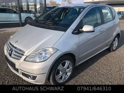 Silber Gebraucht 2012 Mercedes A200 Avantgarde Limousine | 8.250 € (Teuer)