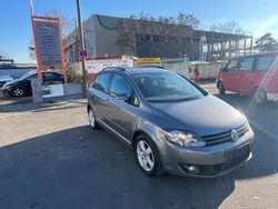 Grau Gebraucht 2011 VW Golf Plus Team Van / Kleinbus | 5.950 € (Fairer Preis)