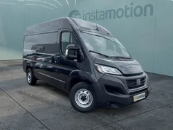 Schwarz Gebraucht 2023 Fiat Ducato Van | 36.640 € (Teuer)