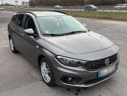 Grau Gebraucht 2017 Fiat Tipo Easy Kombi | 10.900 € (Fairer Preis)