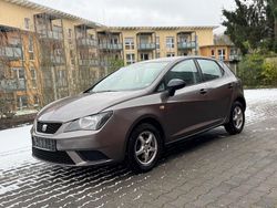 Grau Gebraucht 2015 Seat Ibiza Reference Kleinwagen | 4.950 € (Fairer Preis)