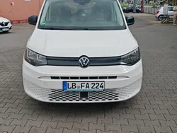 Weiß Gebraucht 2022 VW Caddy Maxi Van / Kleinbus | 35.500 €