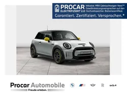 Silber Gebraucht 2021 Mini Cooper SE Kleinwagen | 15.995 € (Guter Preis)