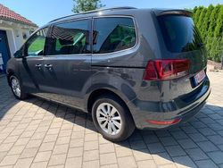 Grau Gebraucht 2017 Seat Alhambra Style Van / Kleinbus | 13.450 €