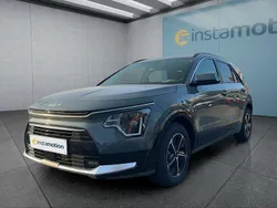 Grün Neu 2025 Kia Niro Vision SUV | 31.649 € (Fairer Preis)