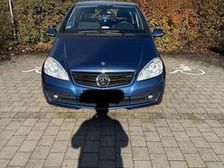 Blau Gebraucht 2010 Mercedes A160 Limousine | 4.450 € (Fairer Preis)