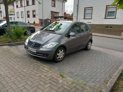 Gebraucht 2010 Mercedes A180 Elegance Limousine | 4.500 €
