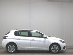 Weiss Gebraucht 2021 Peugeot 308 Active Limousine | 11.380 € (Superpreis)
