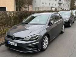 Grau Gebraucht 2017 VW Golf VII Highline Limousine | 13.190 € (Guter Preis)