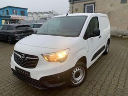 Weiß Gebraucht 2020 Opel Combo Van / Kleinbus | 11.985 € (Superpreis)