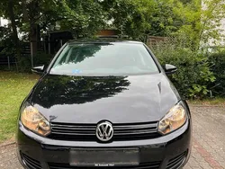 Schwarz Gebraucht 2009 VW Golf VI Limousine | 3.799 € (Fairer Preis)
