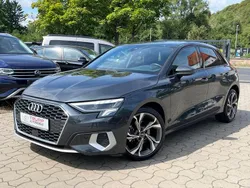 Grau Gebraucht 2022 Audi A3 Sportback Ambiente Limousine | 24.850 € (Fairer Preis)