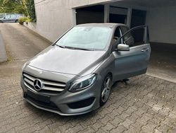 Grau Gebraucht 2015 Mercedes B250 AMG Van / Kleinbus | 17.800 € (Guter Preis)