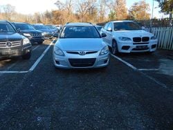 Silber Gebraucht 2010 Hyundai i30 Edition Kombi | 2.300 € (Superpreis)