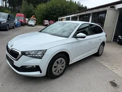 Weiß Gebraucht 2019 Skoda Scala Ambition Kleinwagen | 8.990 €
