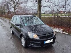 Schwarz Gebraucht 2006 Opel Zafira Van / Kleinbus | 1.550 € (Guter Preis)