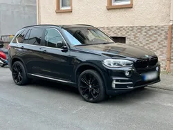 Schwarz Gebraucht 2015 BMW X5 SUV | 29.500 €