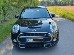 Schwarz Gebraucht 2016 Mini Cooper SD Kleinwagen | 14.700 € (Fairer Preis)