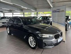 Grau Gebraucht 2023 BMW 520 Sport Line Kombi | 34.700 € (Fairer Preis)