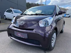 Deep amethyst mica metallic Gebraucht 2009 Toyota iQ Basis Kleinwagen | 2.990 € (Fairer Preis)