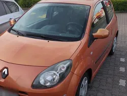 Orange Gebraucht 2007 Renault Twingo Kleinwagen | 1.500 €