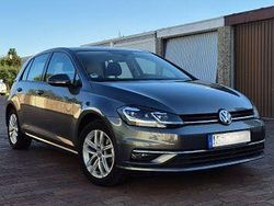Grau Gebraucht 2018 VW Golf VII Highline Limousine | 14.400 € (Fairer Preis)