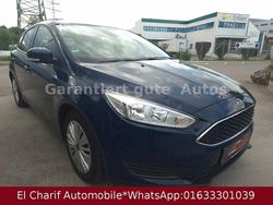 Blau Gebraucht 2018 Ford Focus Trend Limousine | 11.999 € (Etwas zu teuer)