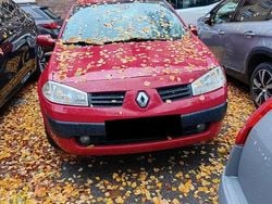 Rot Gebraucht 2005 Renault Mégane GrandTour Kombi | 400 € (Superpreis)